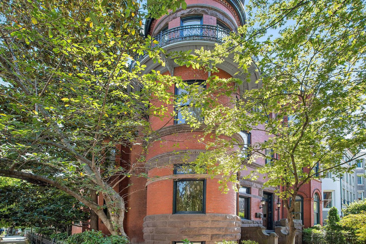 1633 16th St NW