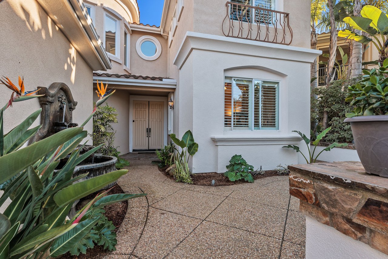5275 Raven Hill Point
