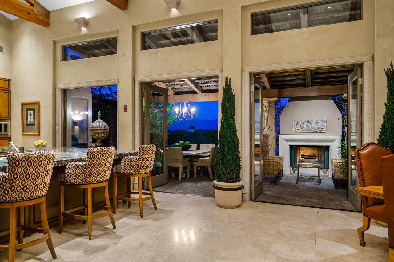 2 Nebulae Way, Rancho Mirage