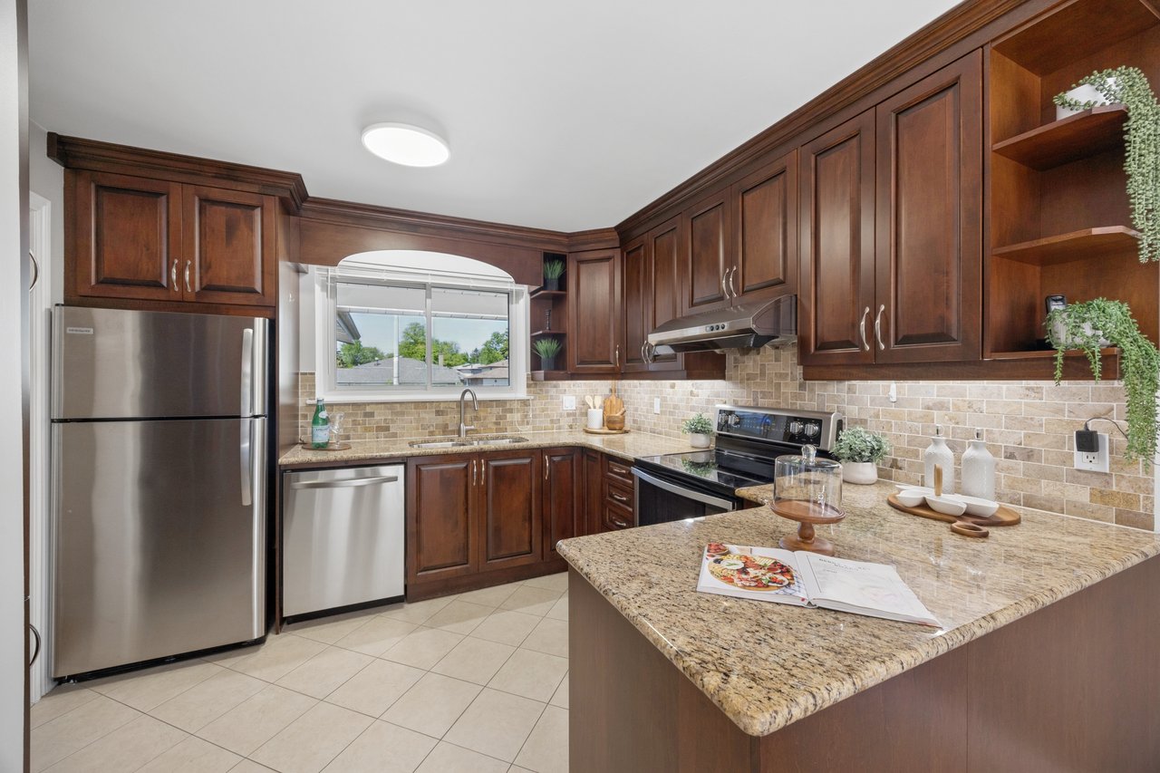 73 Fulbert Cres