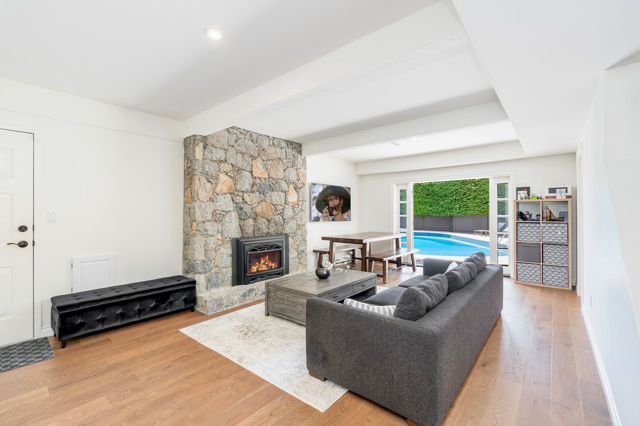 3047 SPENCER CLOSE
