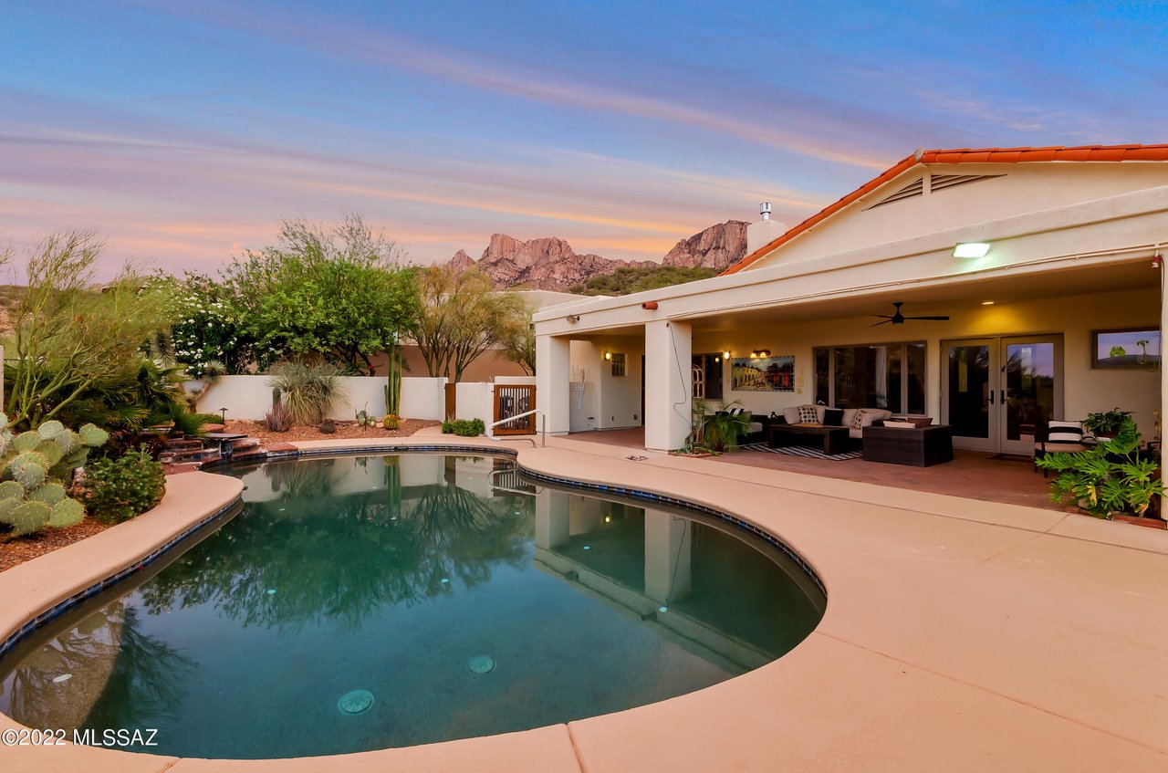 1931 E Buck Ridge Pl