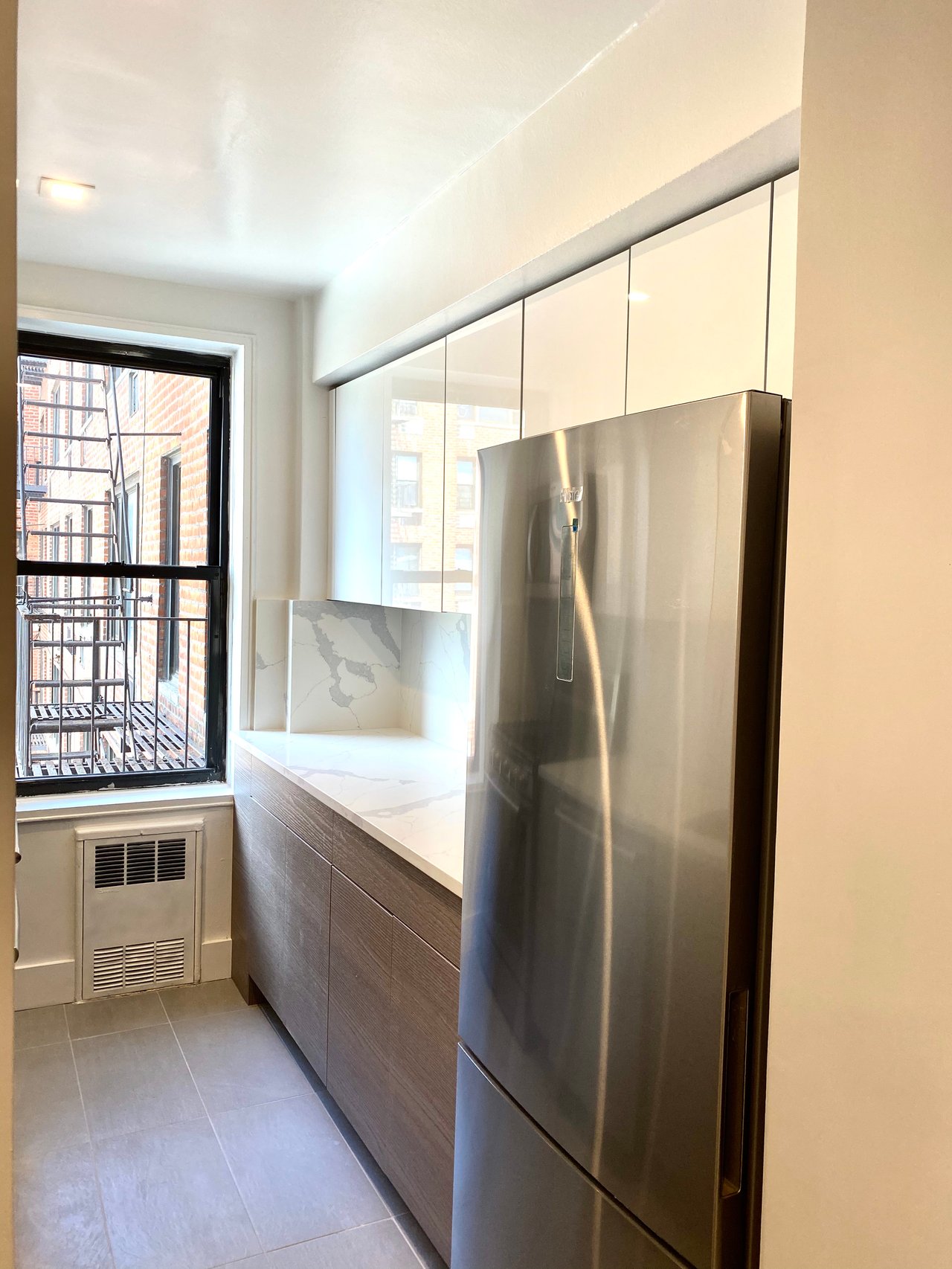 415 Beverley Rd Unit 3H