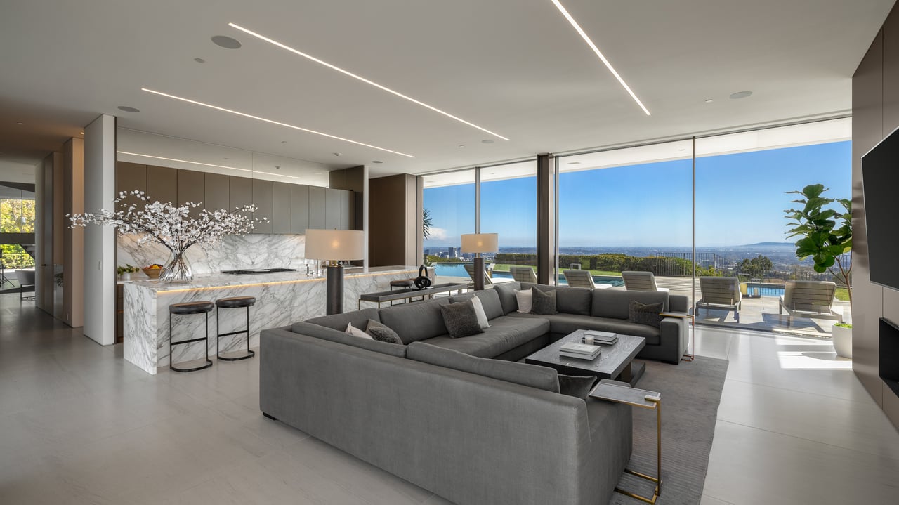 11490 Orum Rd, Los Angeles