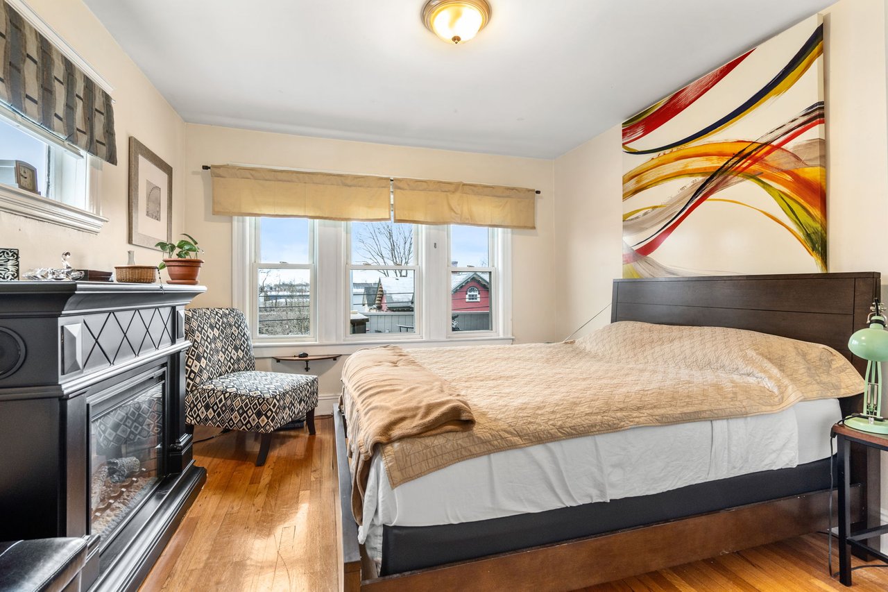 12 Ashland St