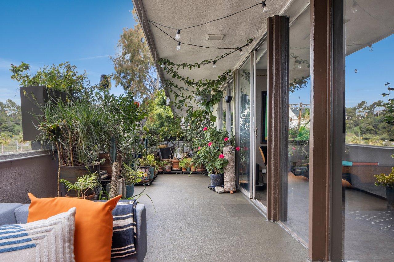 Architectural Condo by Ray Kappe, FAIA
