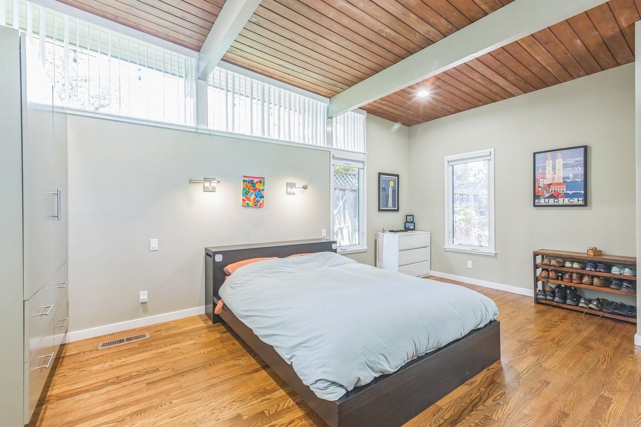 777 Bayview Way