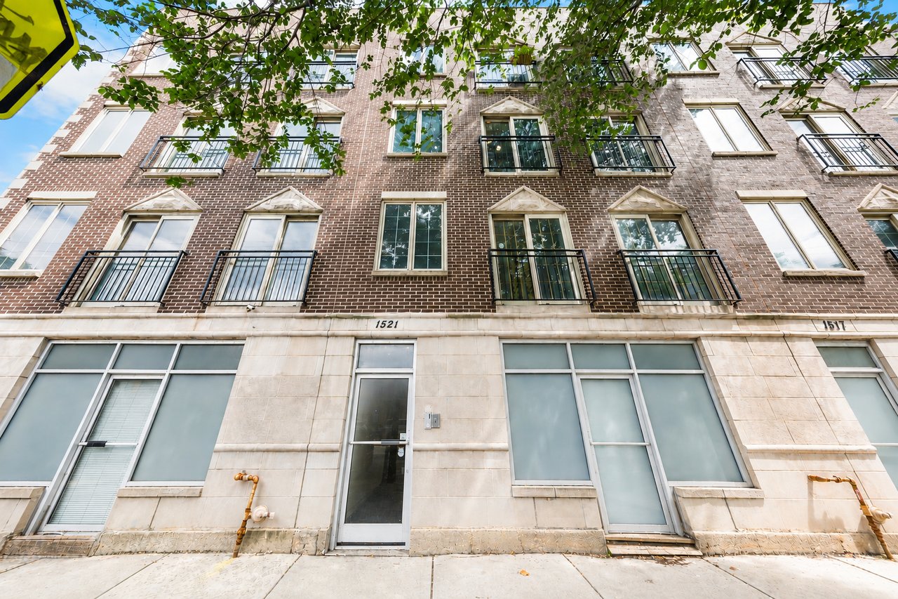 1521 N Ashland Unit 3