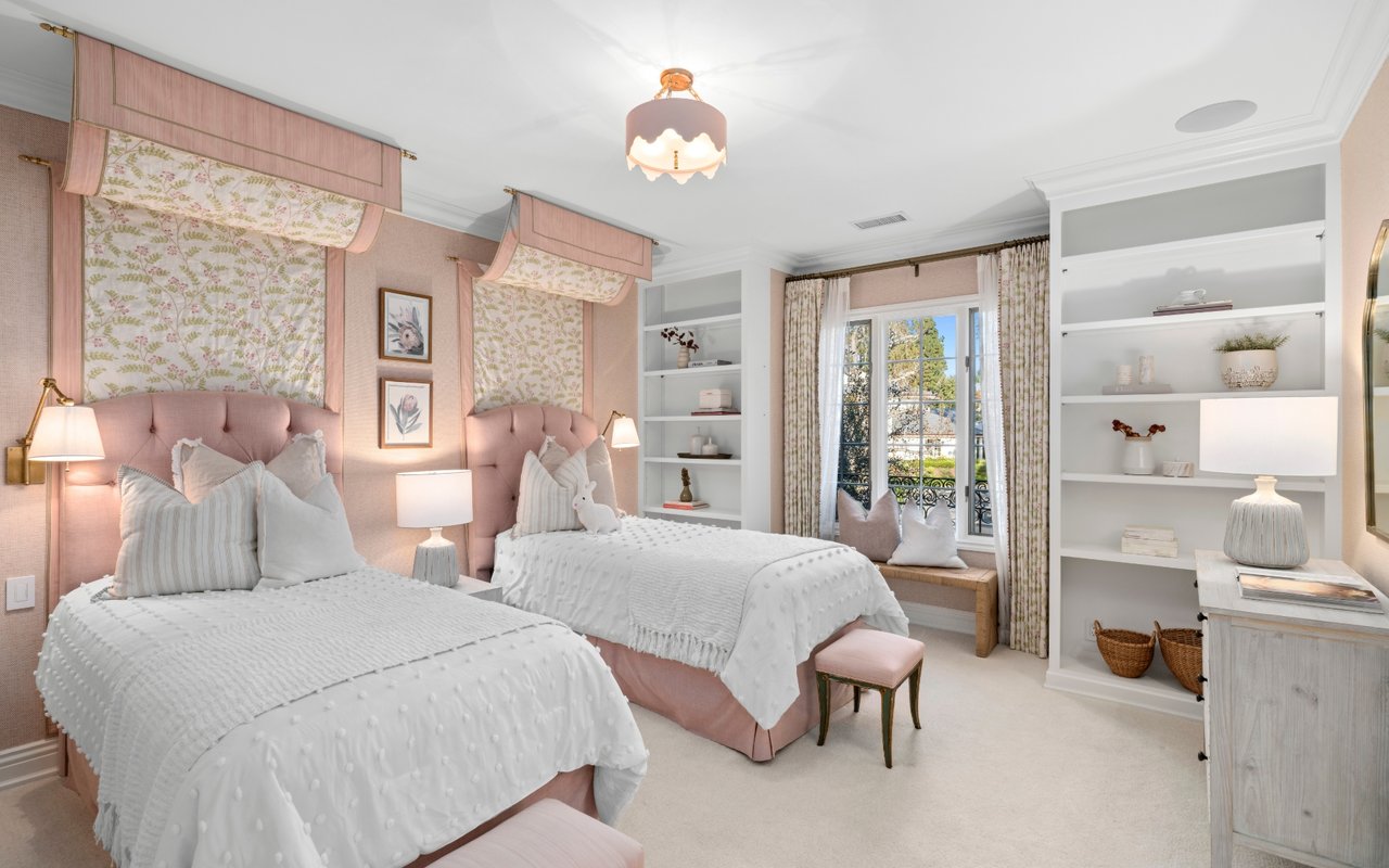 1 Cypress Point Lane