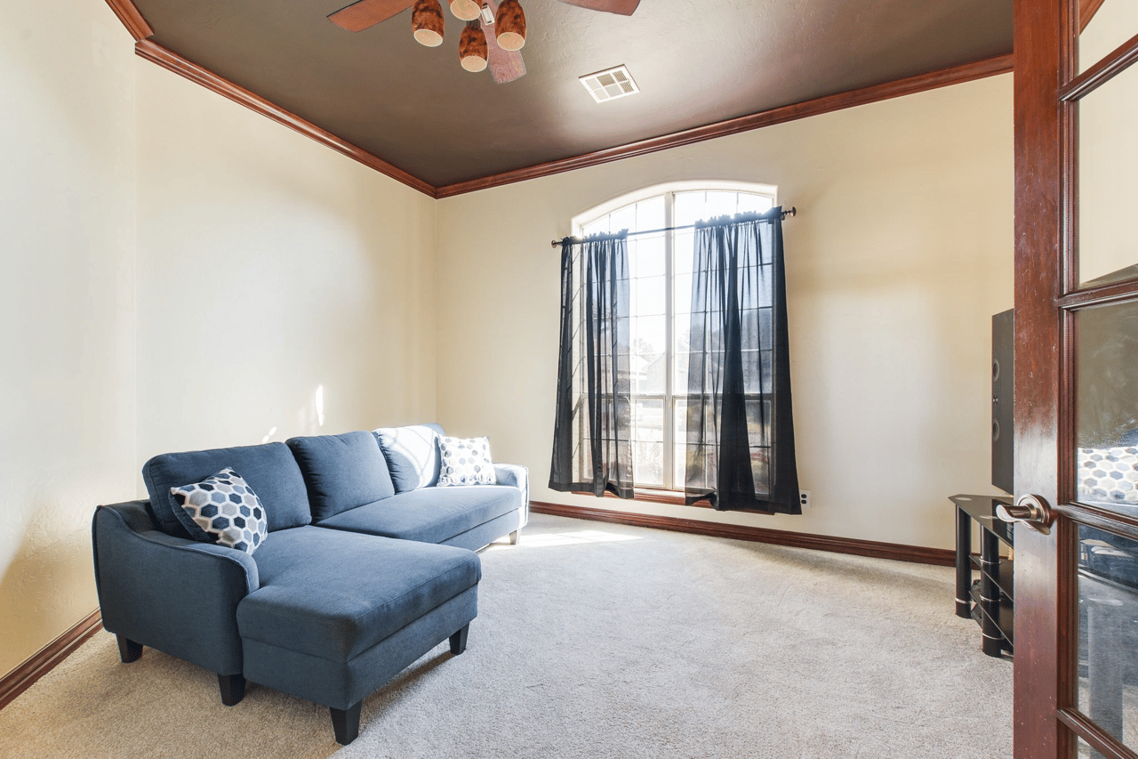 Just Listed: Spacious Fenwick Home with Two Offices