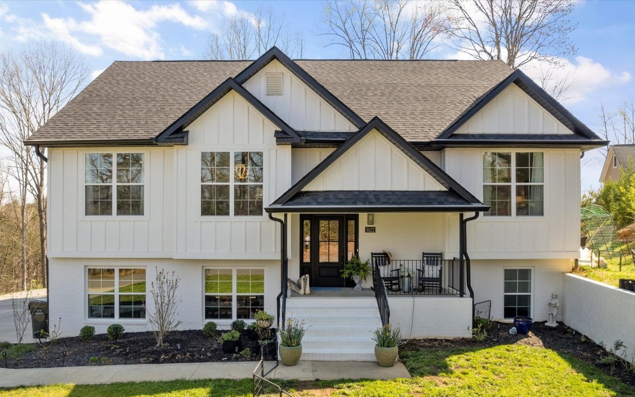 Wallace Luxury Spotlight | 1622 Riceland Drive Sevierville, TN 37862