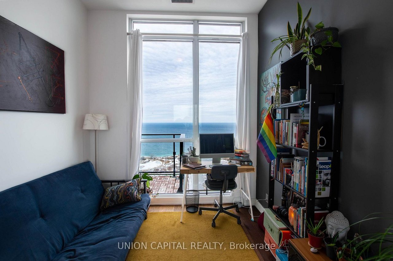 HUMBER BAY PENTHOUSE 