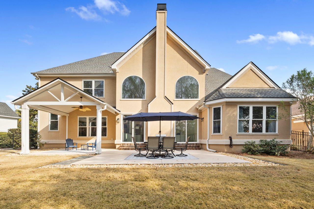 257 Farnsleigh Avenue