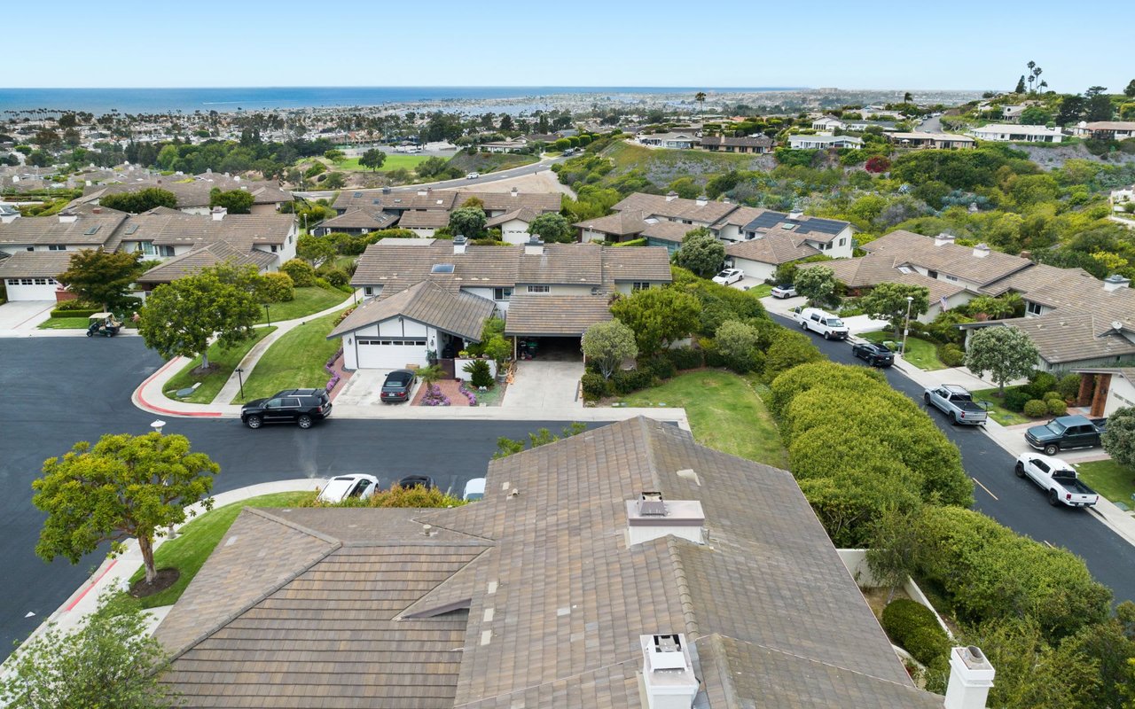 7 White Water Drive