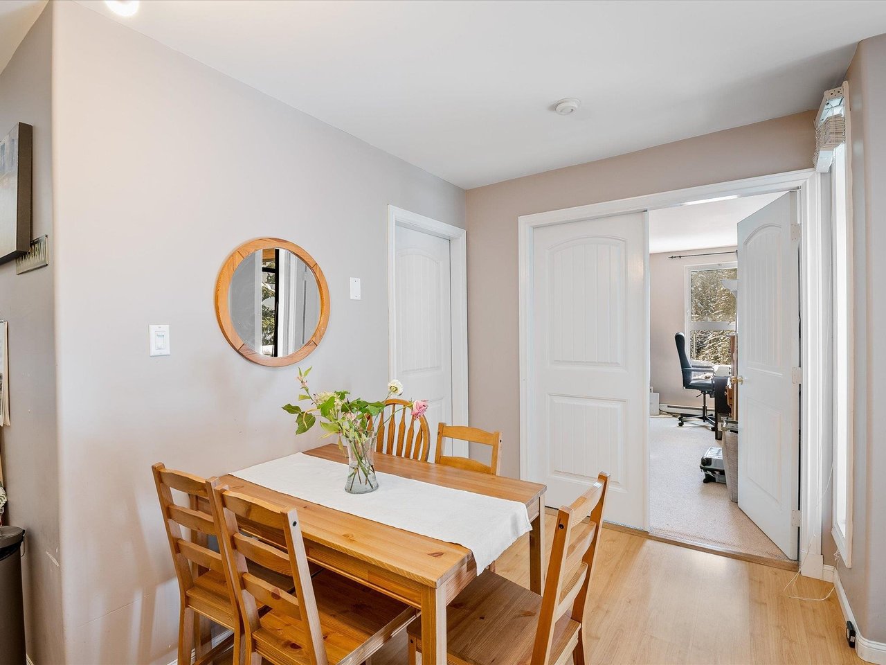 D204-1400 Alta Lake Rd
