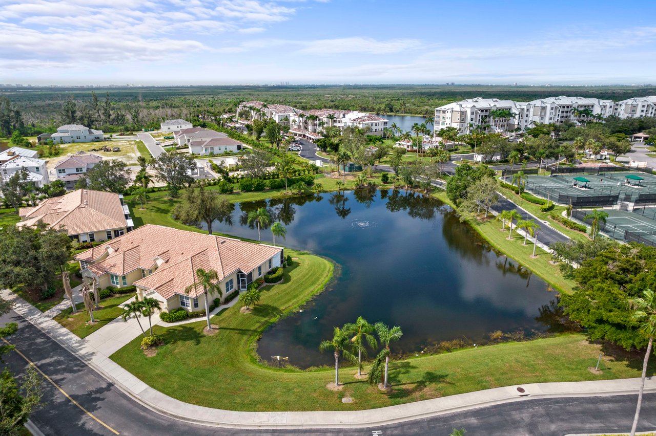 Lexington Carriage Home , 8813 Stockbridge Drive Fort Myers FL
