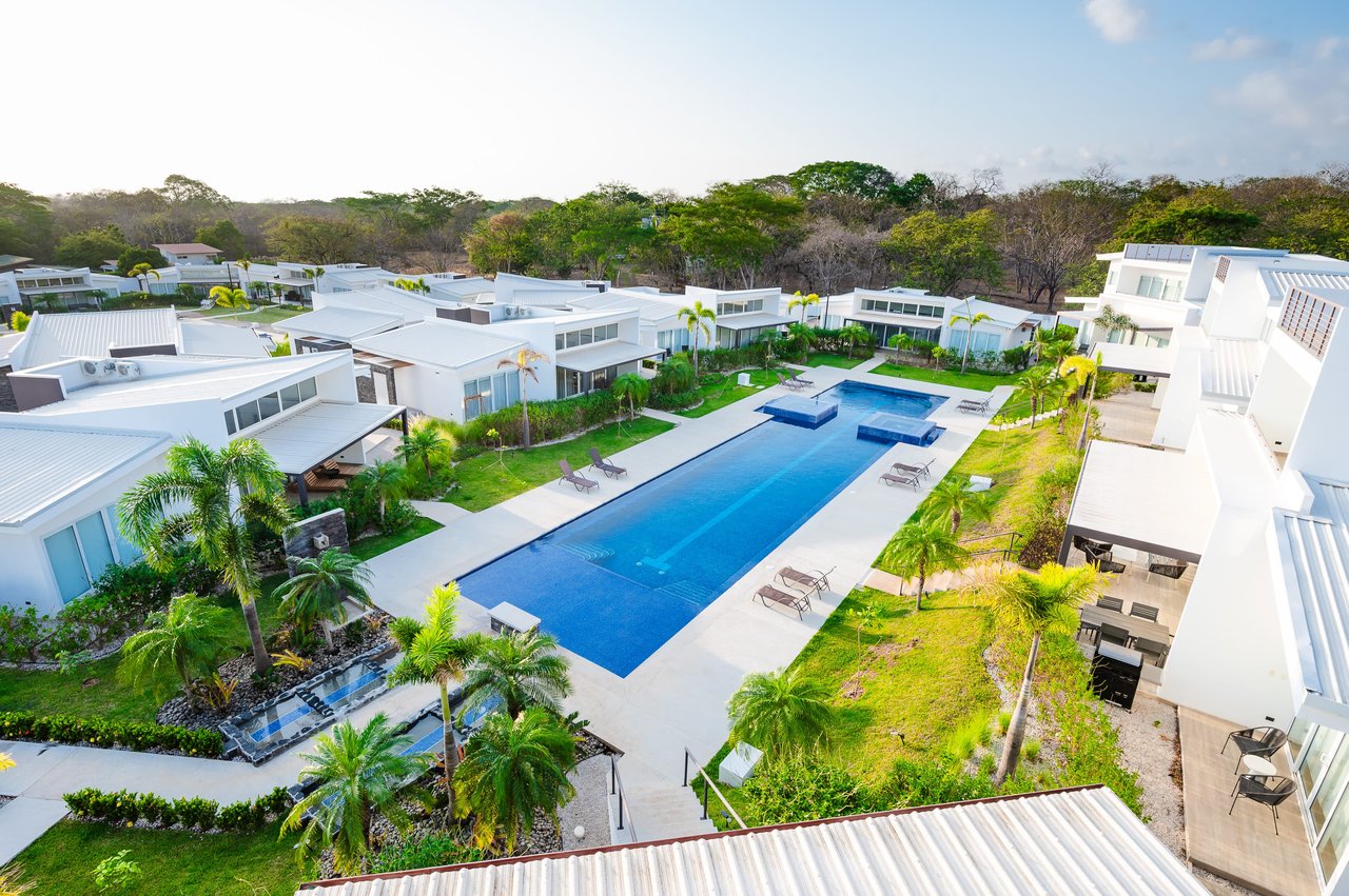 The Enclave | Ultra-Modern 5 Bedroom Villa Located Minutes From the Beach!