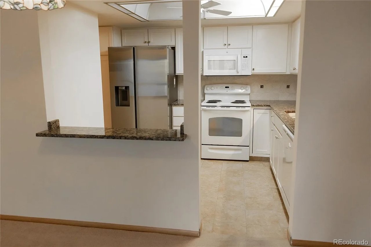 14390 E Marina Drive Unit 207