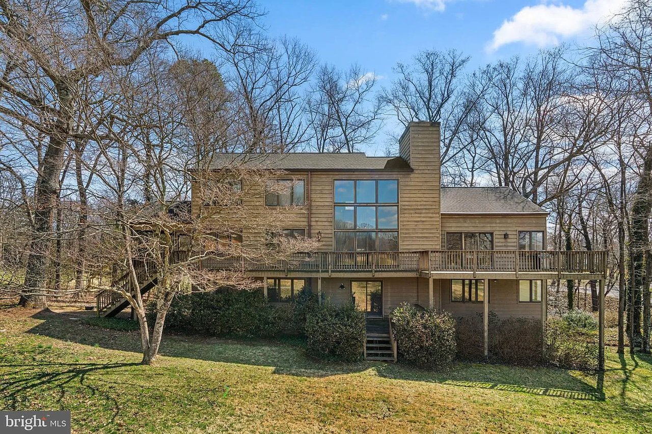 207 Saint Andrews Rd