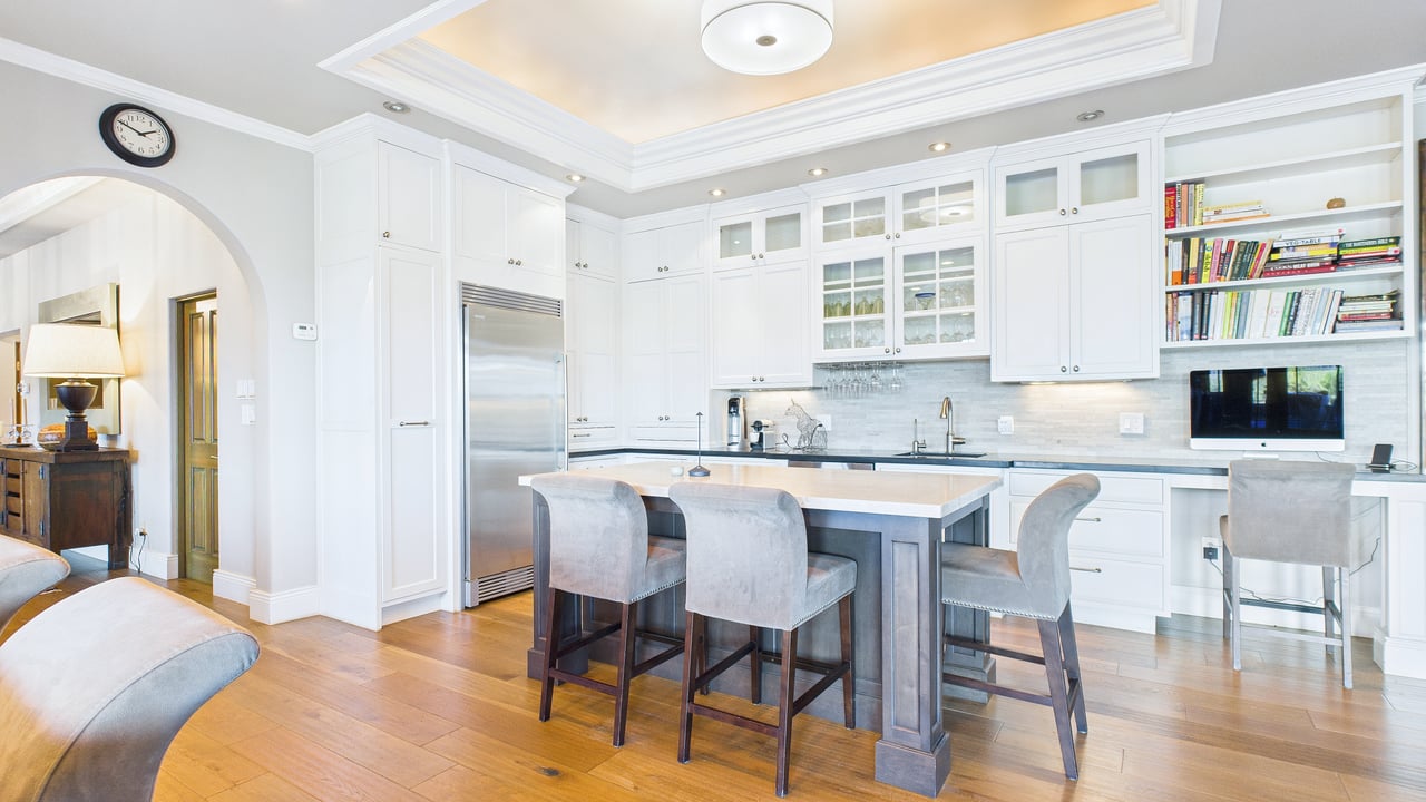 The Pezzy King Estate