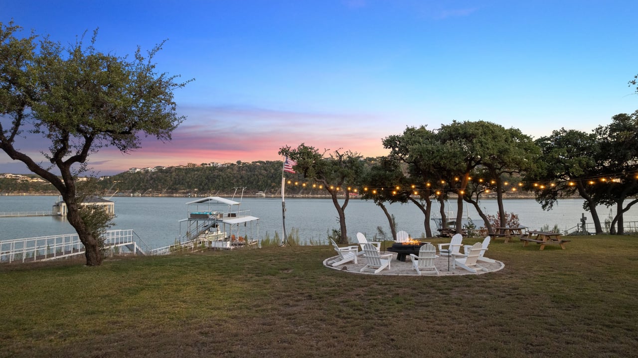 1209 Edgewater Drive