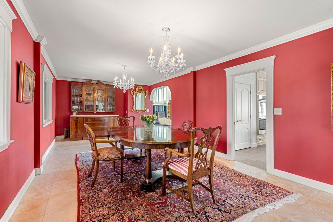 6 Naomi | Gloucester