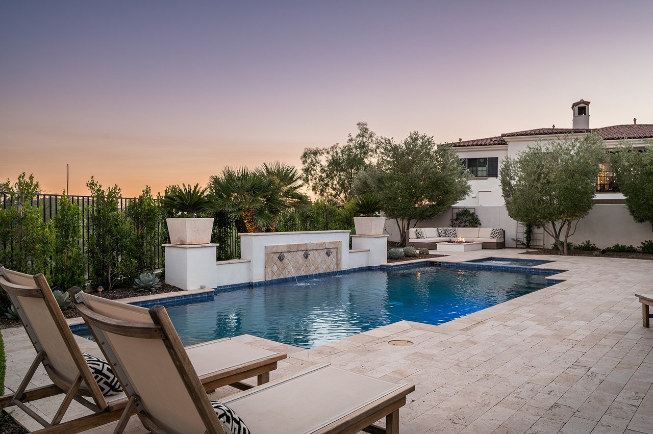 9483 E ROCKWOOD Drive