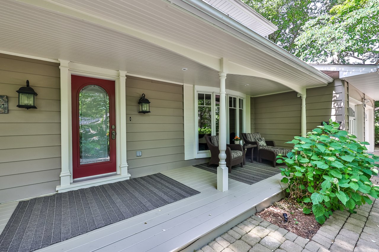 1346 Whiteoaks Avenue, Mississauga