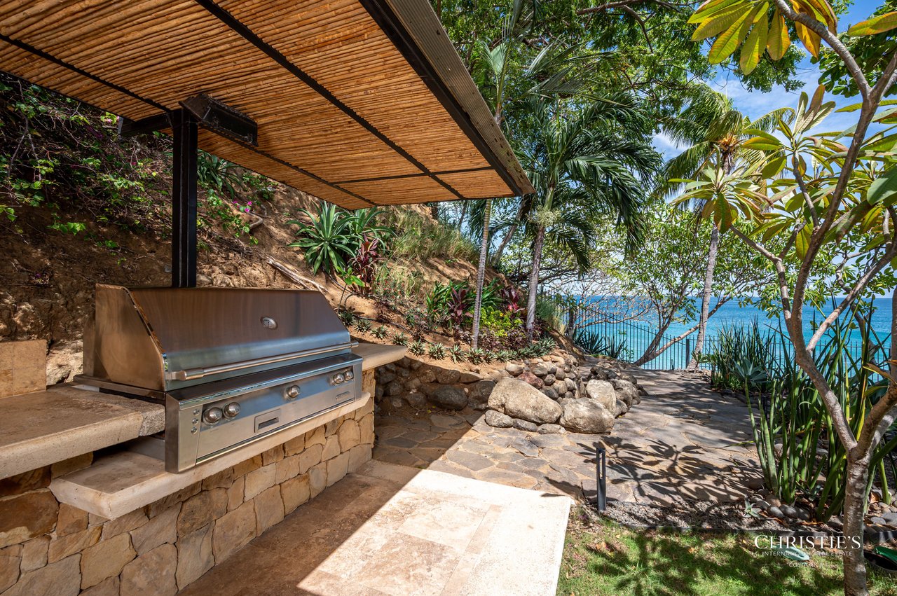 Casa Playa Bonita | Beachfront Luxury Estate in Playa Flamingo