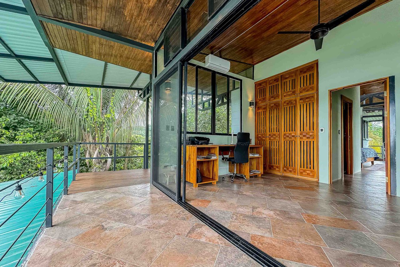 Mountaintop House Mountain View Home Gated Community