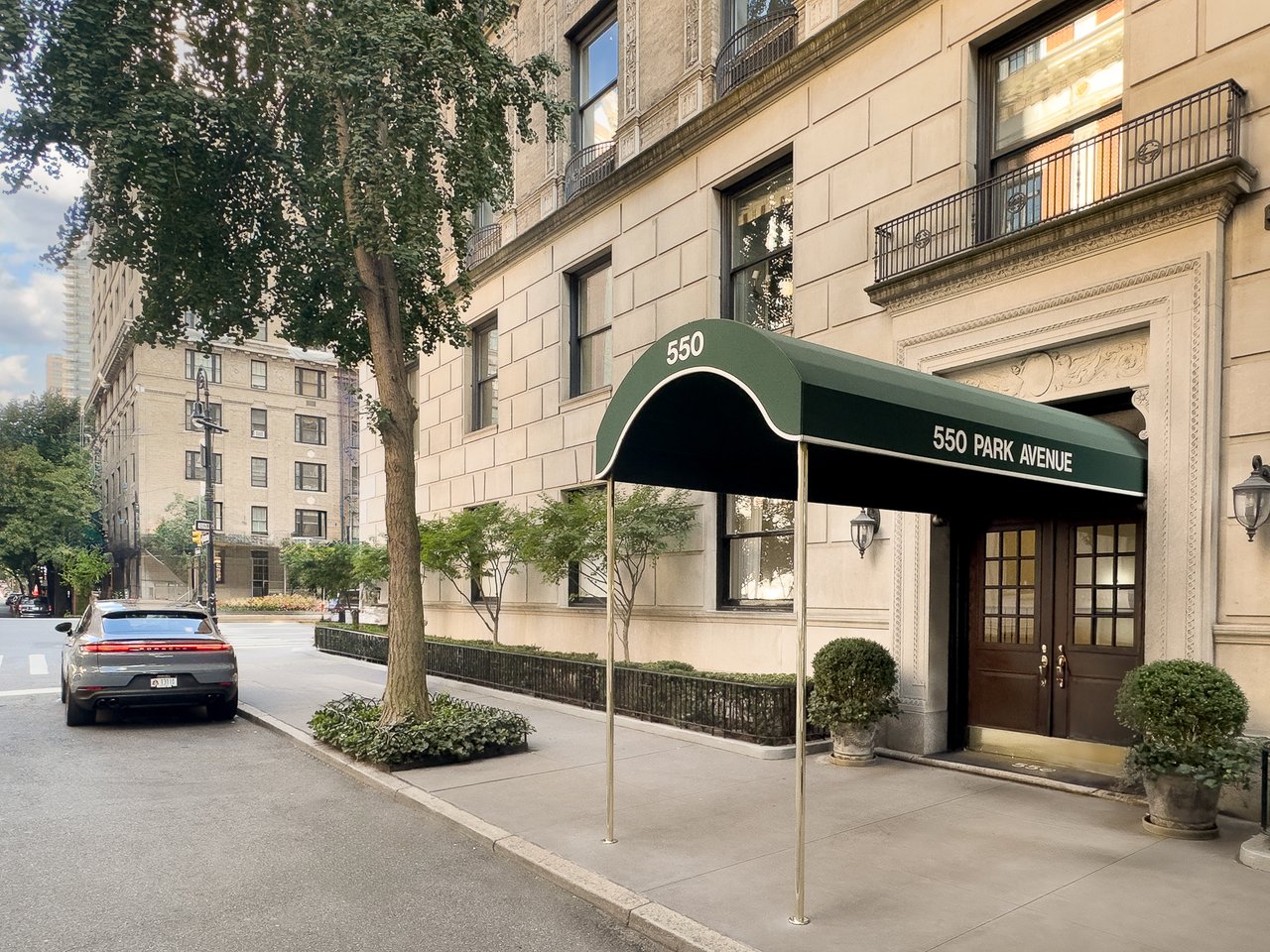 550 Park Avenue 12E