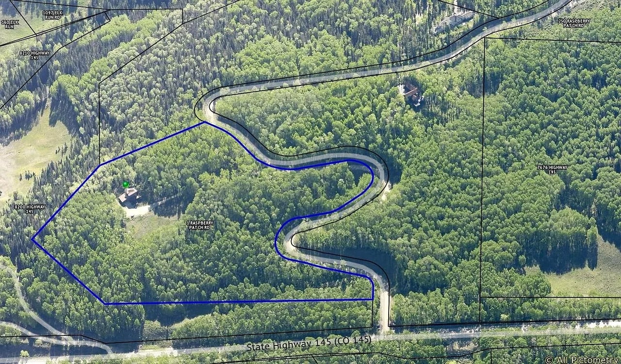 1 Raspberry Patch Rd