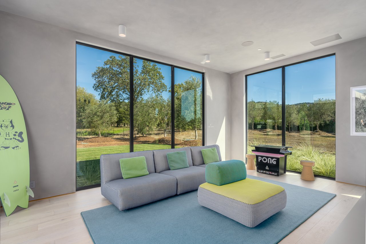 1608 Ridge Valley Road