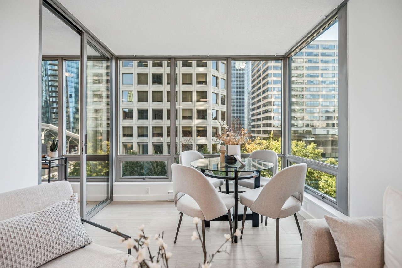 1200 W Georgia St, #706