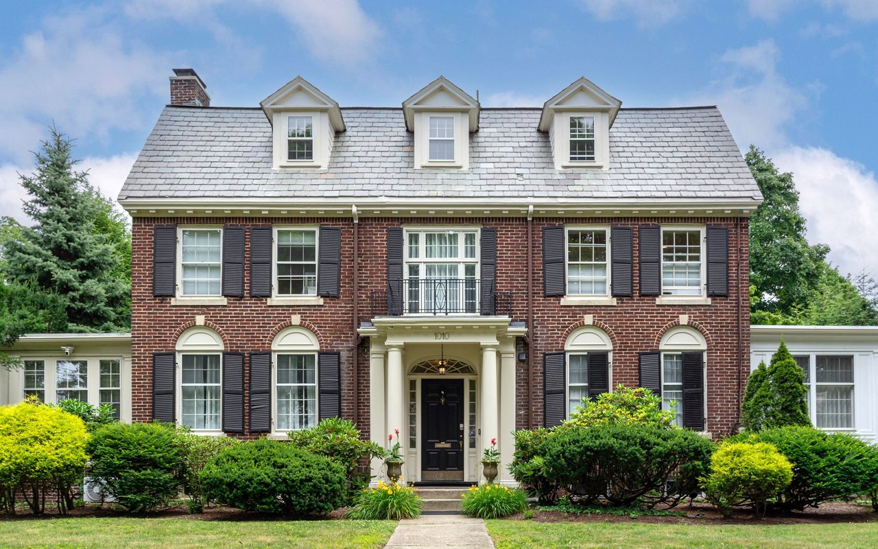 contact-form-background