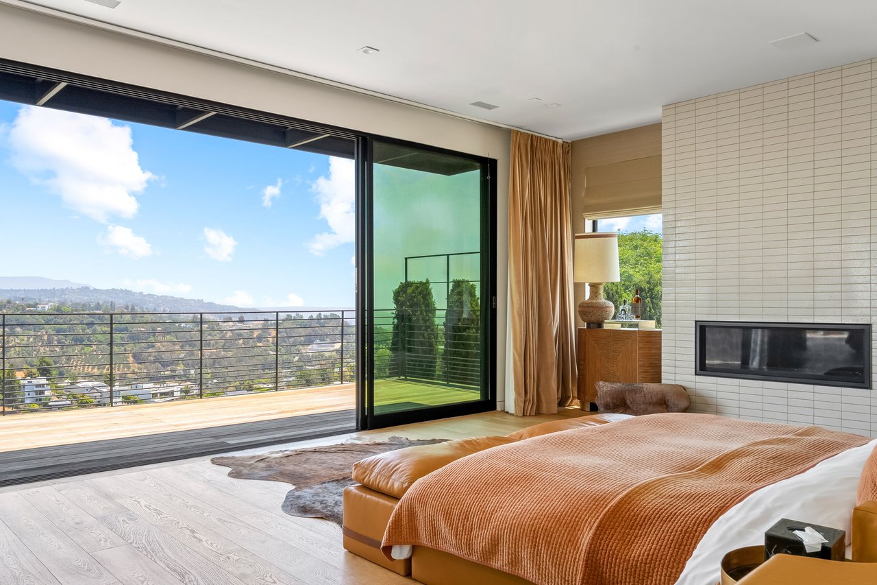 1030 Somera Road, Bel Air