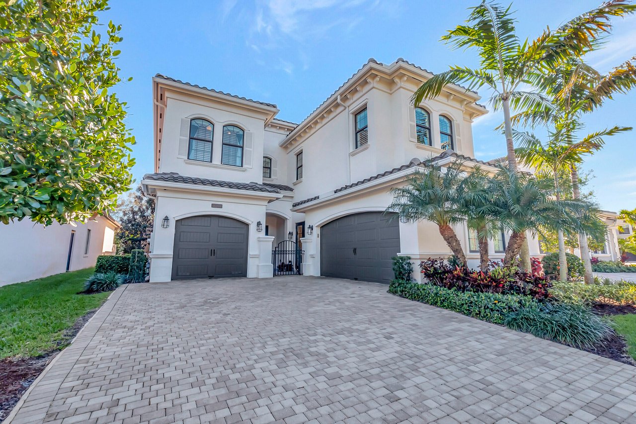 16209 Cabernet Dr