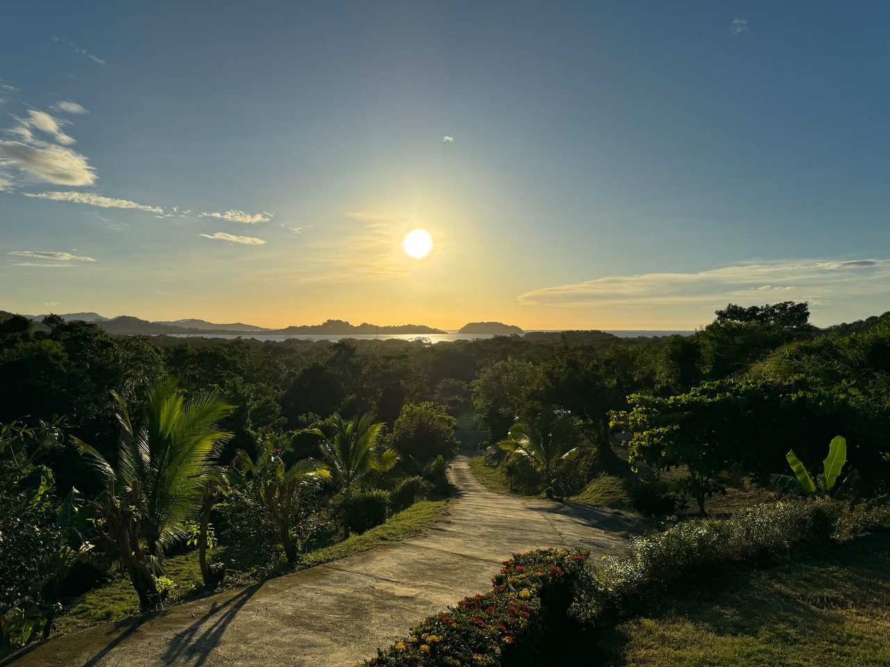 Ocean View Villa Hibiscus & Lodge Colibri