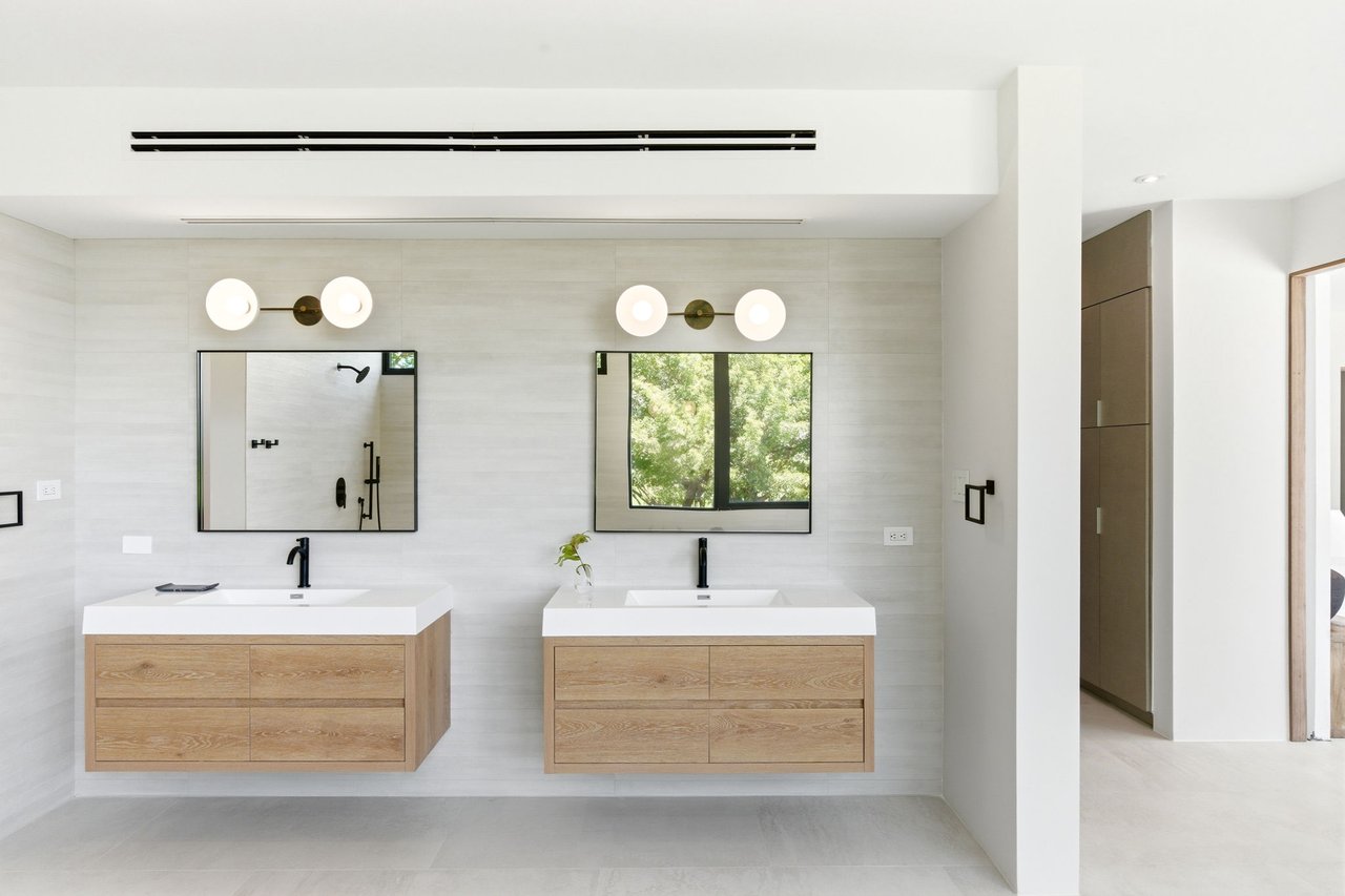 11 GOLF VIEW DRIVE #11