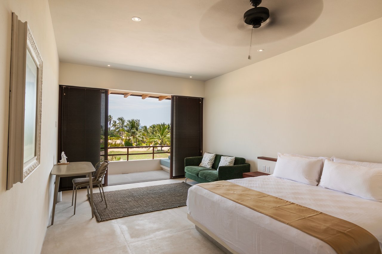 Marea Beachfront Casa VR6