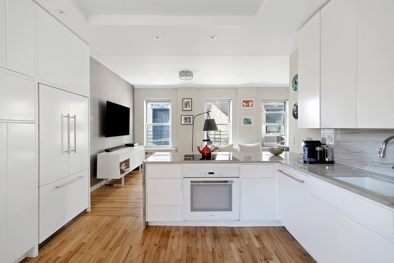26 Gramercy Park South #8C