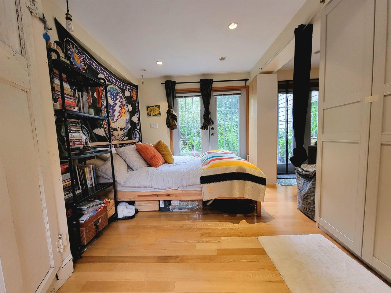 2552 Jura Cres