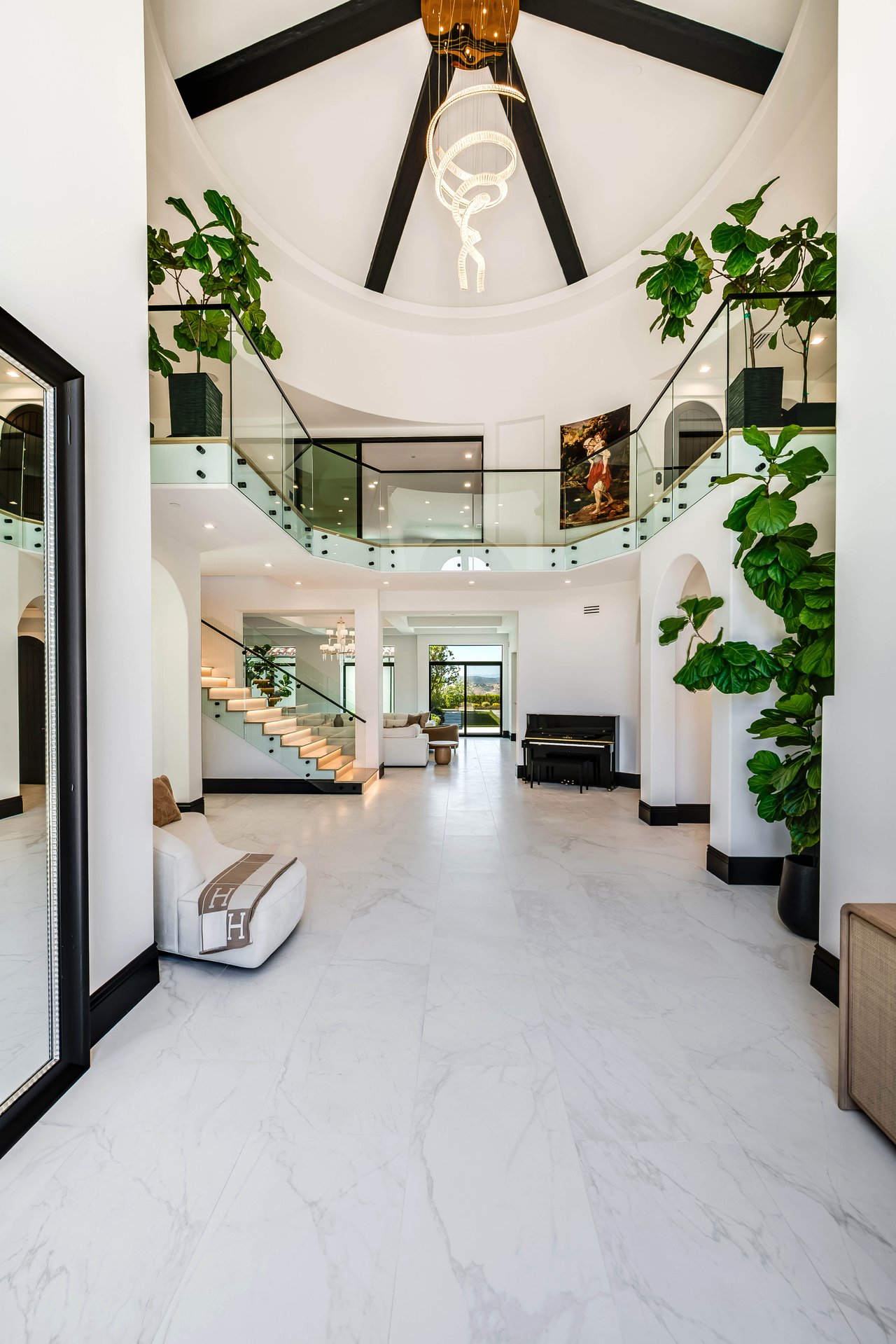 25201 Prado Del Misterio