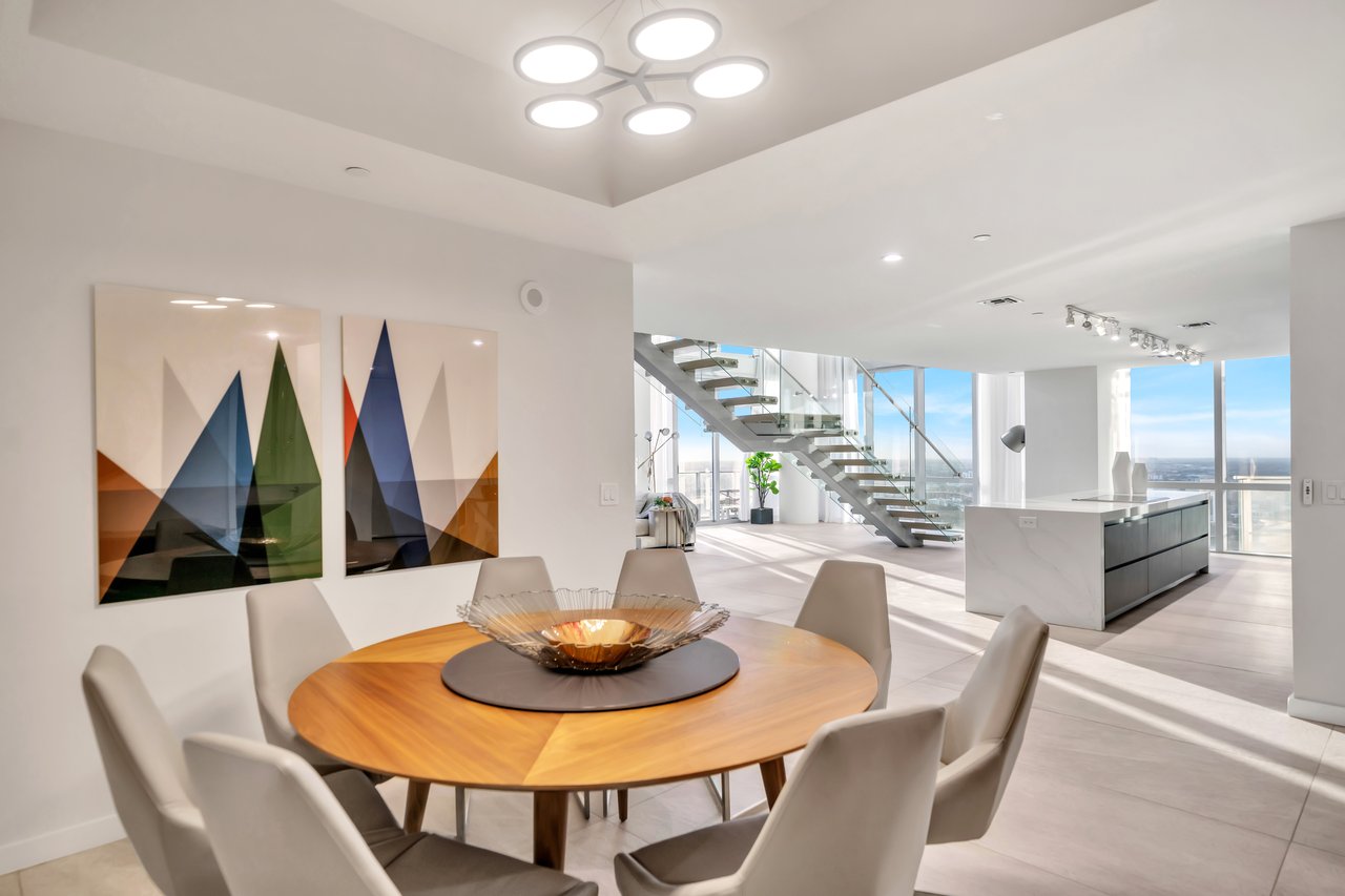 Paramount Miami Worldcenter