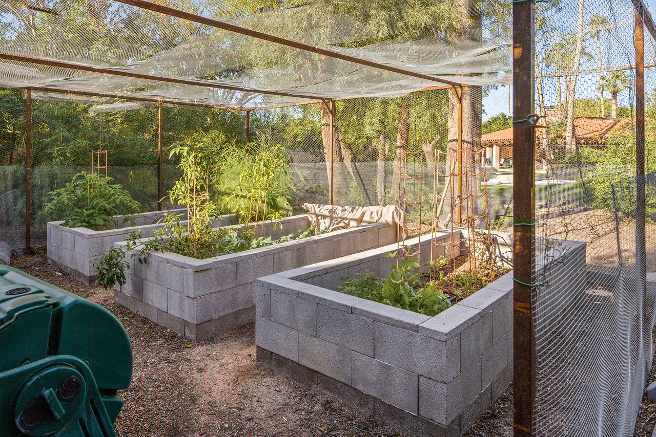 5401 E MARIPOSA Street