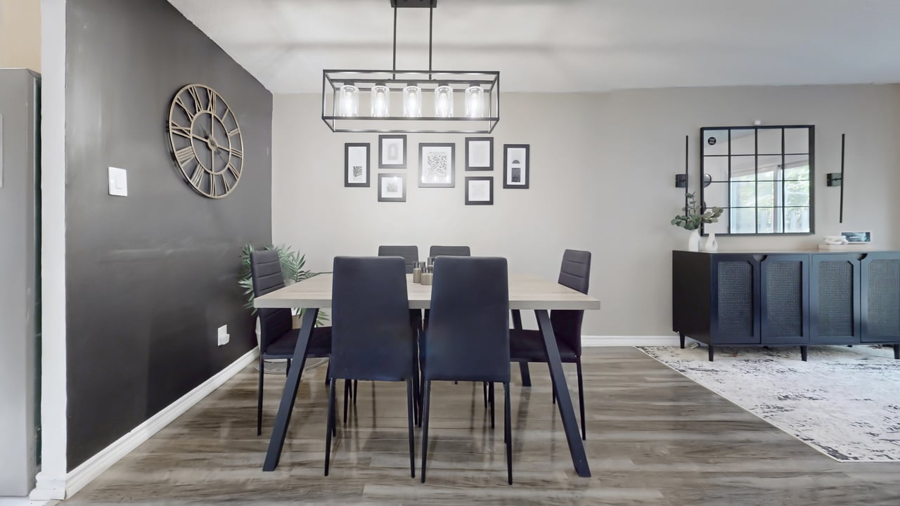 52 Adelaide Street Unit:32