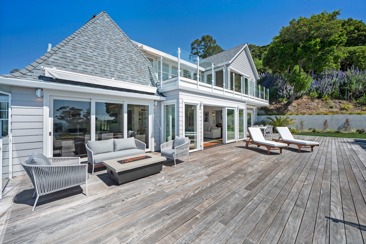 Stunning View Residence