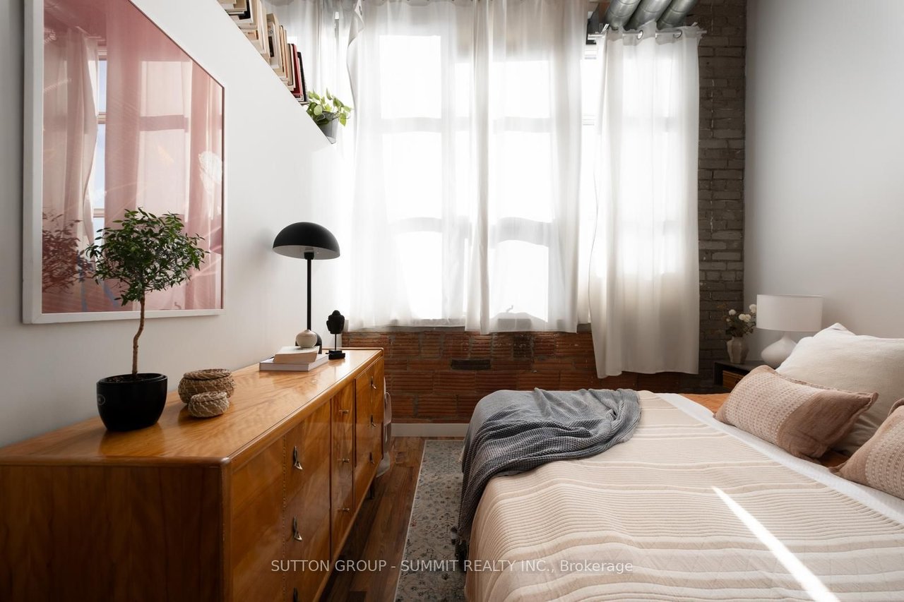 FEATHER FACTORY LOFT PENTHOUSE