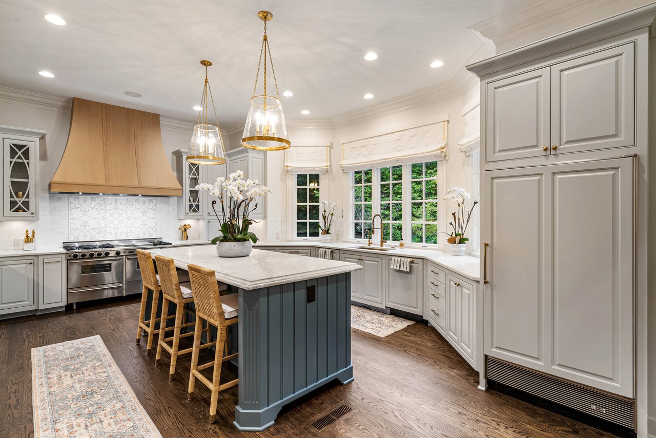 3785 Paces Ferry Road NW