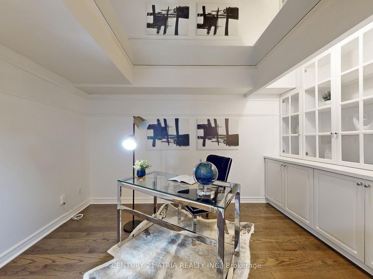 WILLOWDALE PENTHOUSE